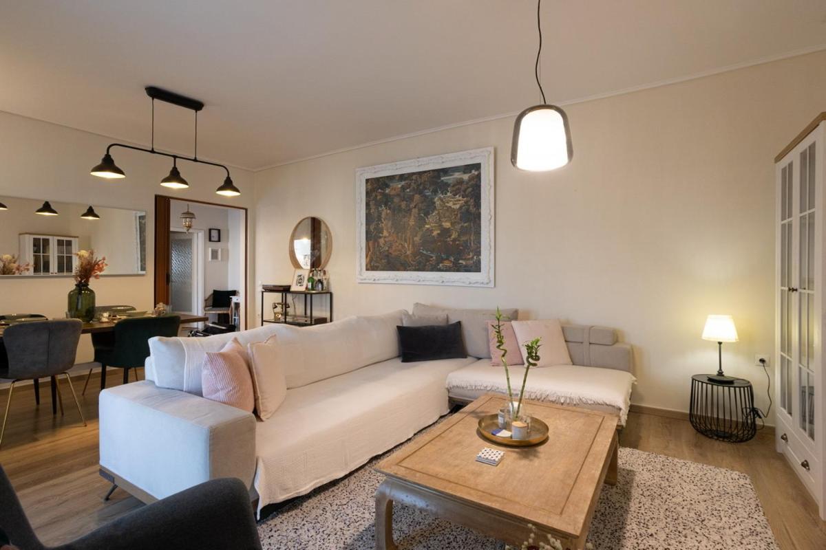 Glyfada Golf Fourth Floor Apartment เอเธนส์ ภายนอก รูปภาพ