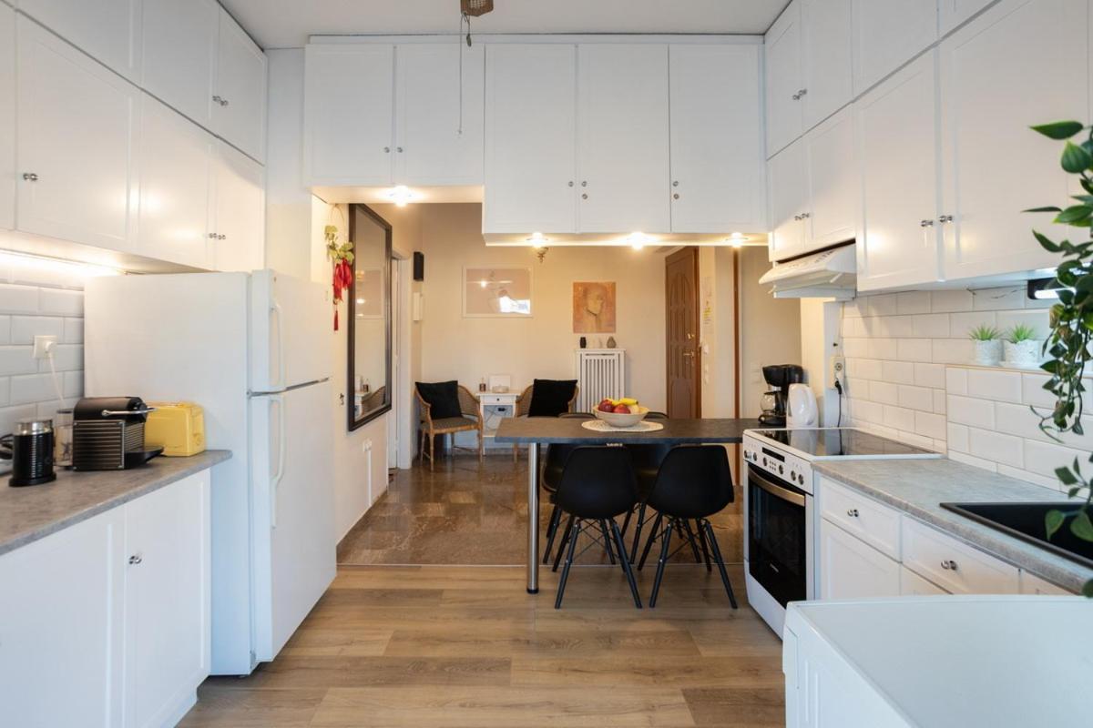 Glyfada Golf Fourth Floor Apartment เอเธนส์ ภายนอก รูปภาพ