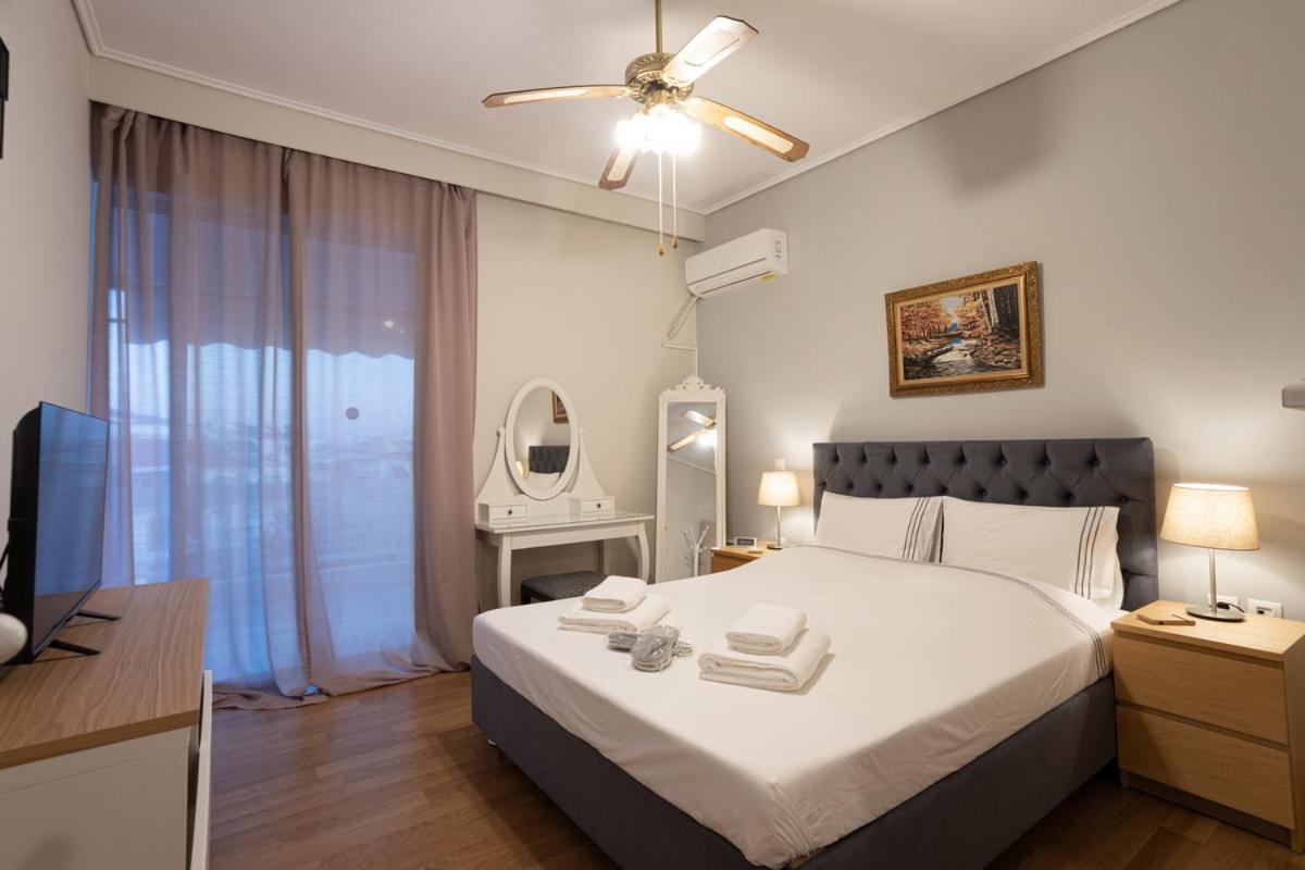 Glyfada Golf Fourth Floor Apartment เอเธนส์ ภายนอก รูปภาพ