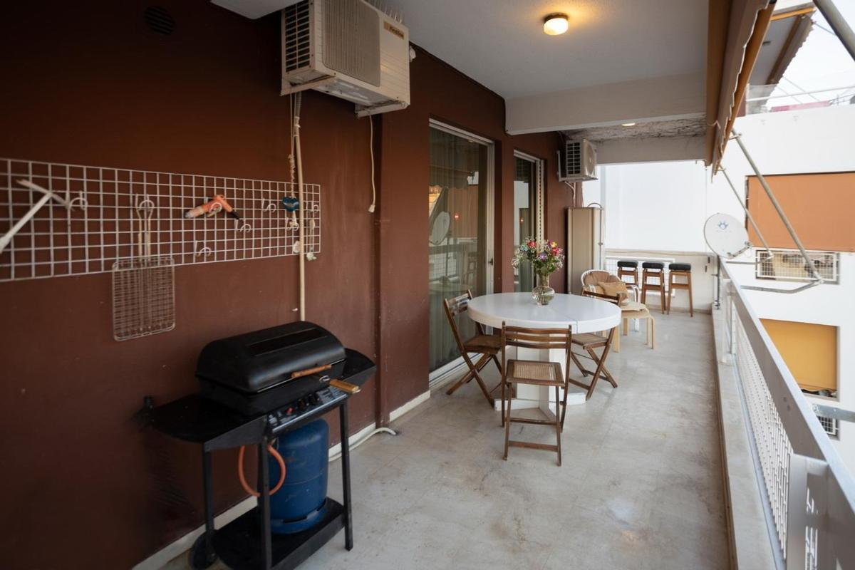 Glyfada Golf Fourth Floor Apartment เอเธนส์ ภายนอก รูปภาพ
